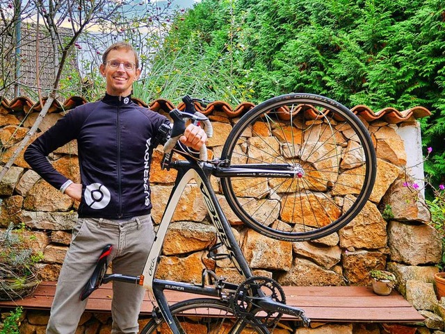 Gregor Arndt fhrt tglich mit dem Rad...it, im Jahr im Schnitt 7000 Kilometer.  | Foto: Privat