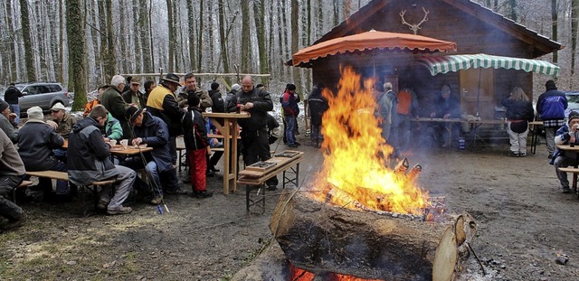 Diesen Winter gibt es keine Holzauktionen und keine Wirtschaft im Walde.  | Foto: Reinhard Cremer