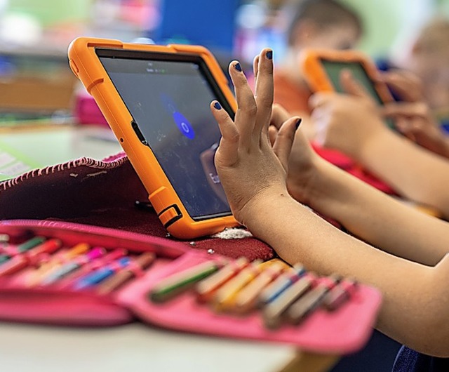 Tablets erobern nach und nach die Schulen.   | Foto: Armin Weigel