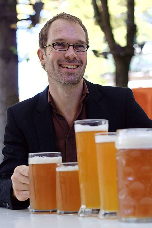 Auf jeden Fall runterschlucken: Jan Czerny wei, wie Bier verkostet wird.  | Foto: Patrik Mller