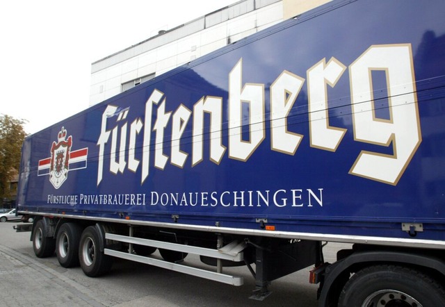 Ein Lkw der Frstenberg-Brauerei  | Foto: dpa