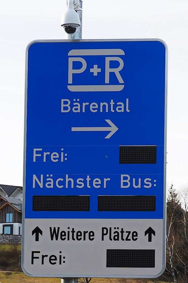 Noch fhrt hier kein Bus und gibt es k...Das Schild jedenfalls steht schon mal.  | Foto: Susanne Gilg