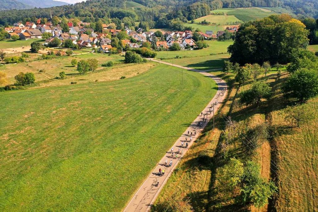 Die Gundelfinger Strae knnte nach de...eptember fand dort eine Radtour statt.  | Foto: Brgerrunde Heuweiler