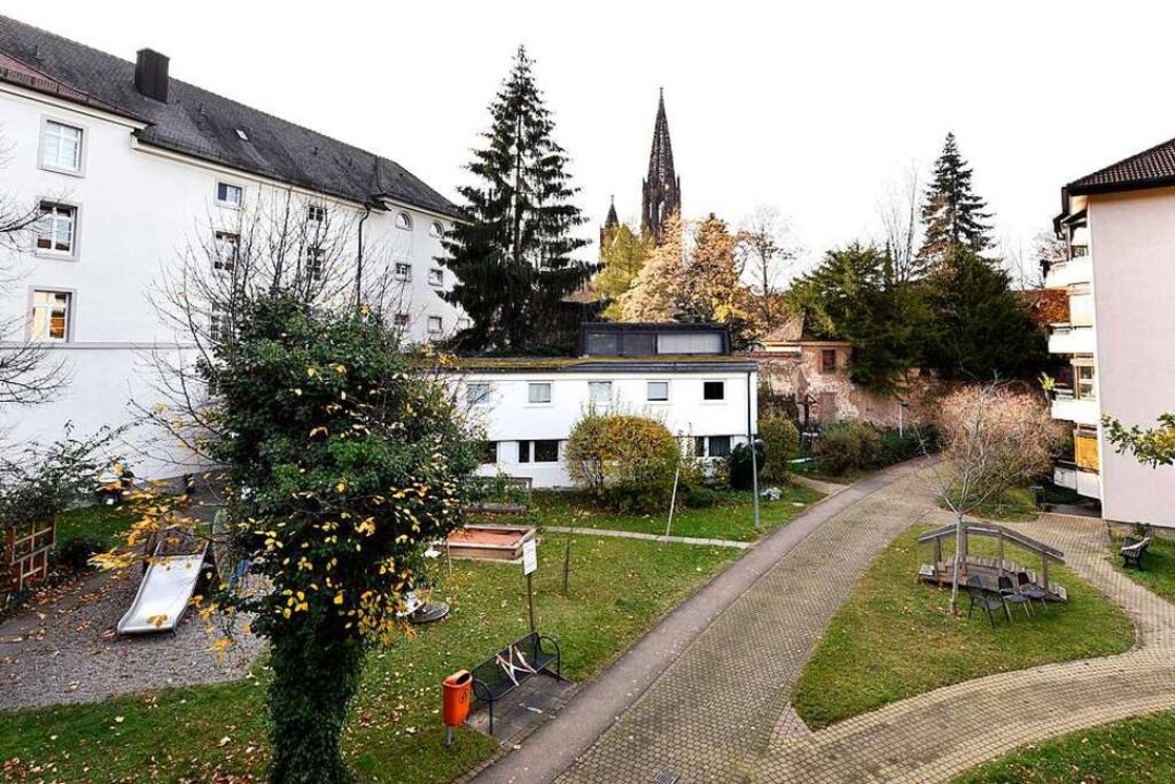 Hinter der heutigen Huserzeile des Ev...n Park, nach wie vor mit Mnsterblick.  | Foto: Thomas Kunz