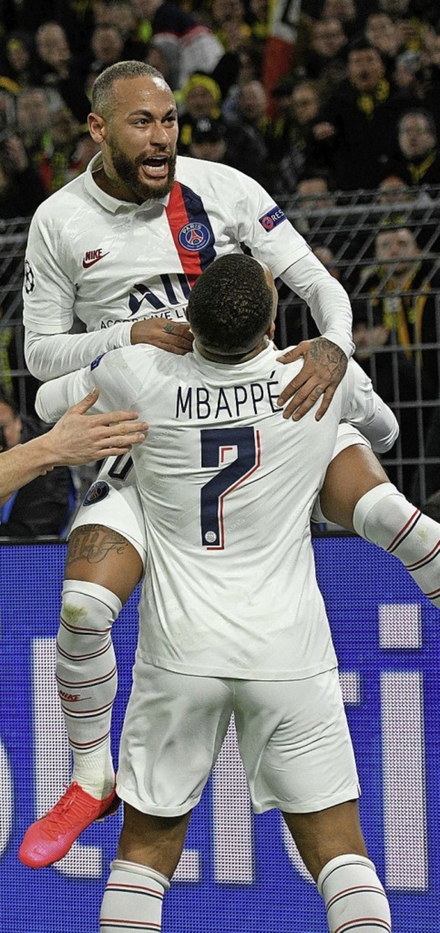 Die PSG-Stars Neymar und Kylian Mbapp wollen gegen RB punkten.  | Foto: SASCHA SCHURMANN (AFP)