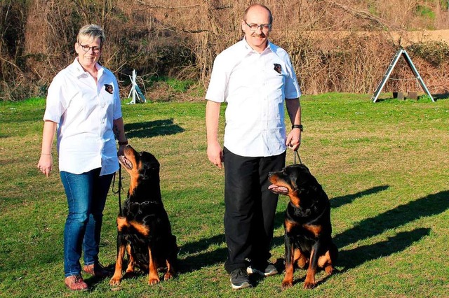 Ursel und Peter Gempps Hunde &#8222;Yu... pldiert fr eine gute Hundeschulung.  | Foto: Reinhard Cremer