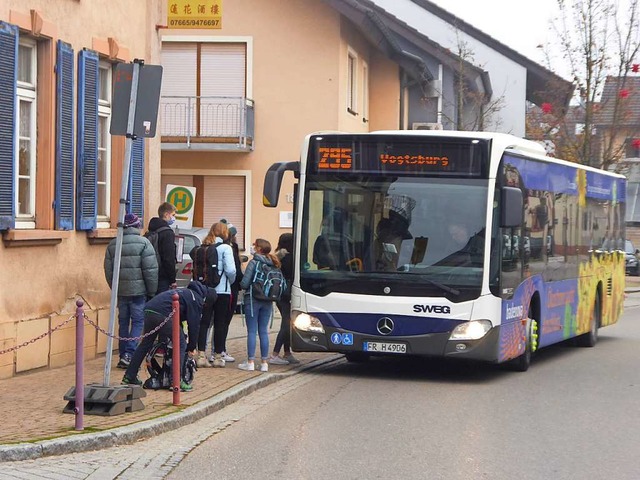 In Gottenheim werden die Busse des Sch...lten, wie jetzt schon die Linienbusse.  | Foto: Manfred Frietsch