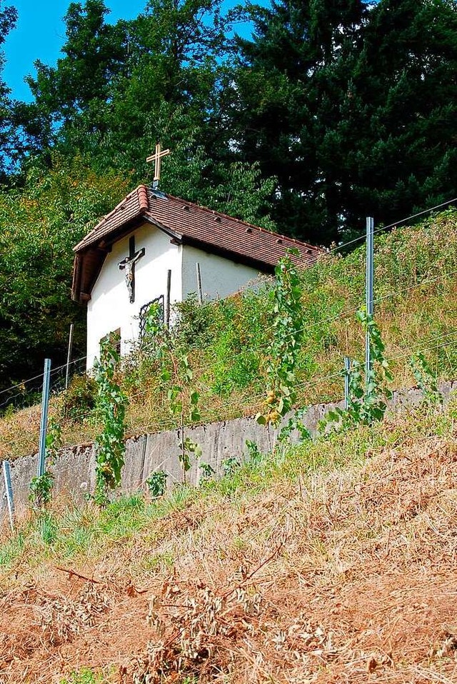 Umgeben von Reben: Hirschenkapelle im Eichberg m Glottertal  | Foto: Christian Ringwald