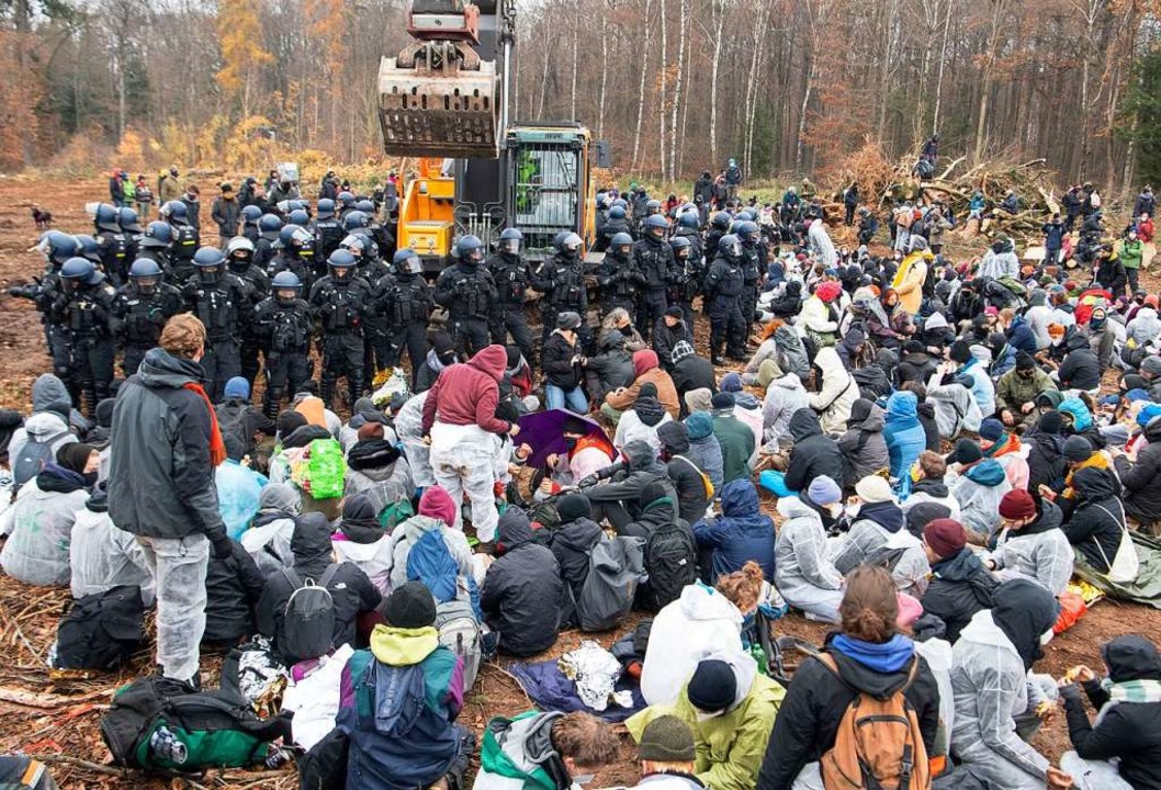 Proteste am Dannenröder Forst gehen weiter &#8211;  Räumungen auch  | Foto: Boris Roessler (dpa)