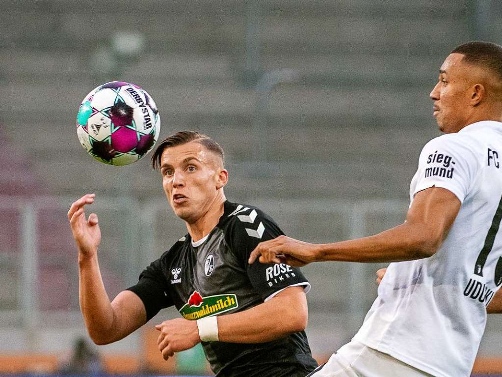 Der SC Freiburg spielt am 9. Spieltag der Bundesliga 1:1 gegen Augsburg.