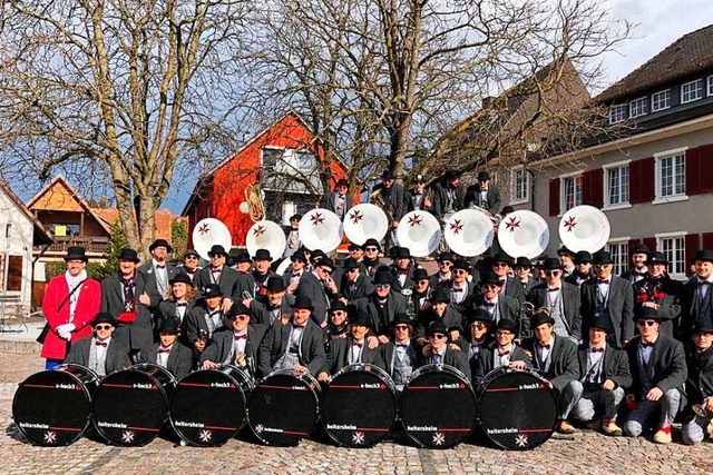 Vor Corona reisten die 75 Guggenmusike...tzigen Donnerstag tagelang die Heimat.  | Foto: Strauschoehschlurbi Heitersheim