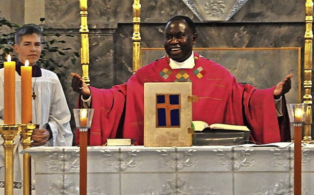 In der Kirche St. Fridolin feierte Theodor Shanika Eucharistie.  | Foto: Daniel Gramespacher