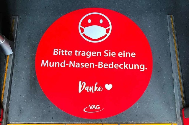 In den Straenbahnen gilt Maskenpflich...ht jede(r) akzeptiert das. Symbolbild.  | Foto: Freiburger Verkehrs-AG