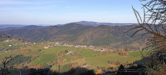 Horben wird gerade durch das im Bau be... links) zum wichtigen Tourismusfaktor.  | Foto: Frank Schoch