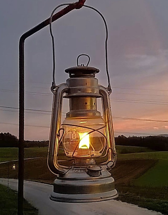 Petroleumlampen sorgen fr ein angenehmes Licht.   | Foto: Privat