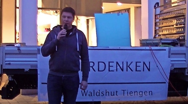 Jrg Mller bei der Querdenken-Demo am 14. November in Lrrach  | Foto: Screenshot BZ
