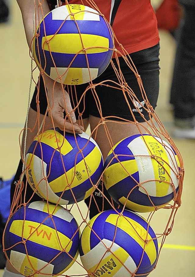 Die Volleyblle bleiben in Sdbaden erst einmal im Netz.   | Foto: Patrcik Seeger