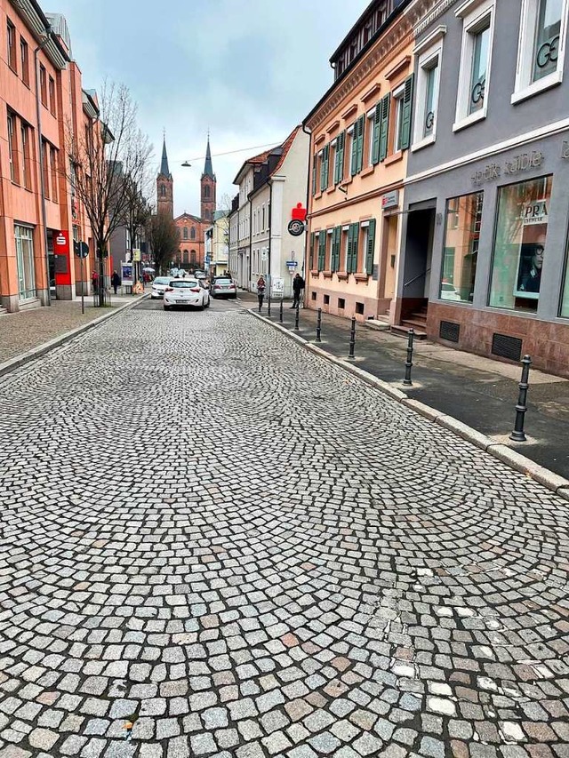 Weitere Poller in der Schillerstrae verhindern wildes Parken.  | Foto: Stadt Lahr