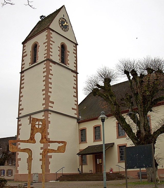 Hauinger  Kirchturm, frisch saniert  | Foto: Franz Schmider