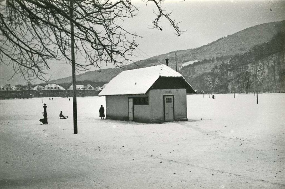 Still und starr ruht der See, so mcht...te als &#8222;Bedrfnisanstalt&#8220;.  | Foto: Stadtarchiv, M70S 202/28/155