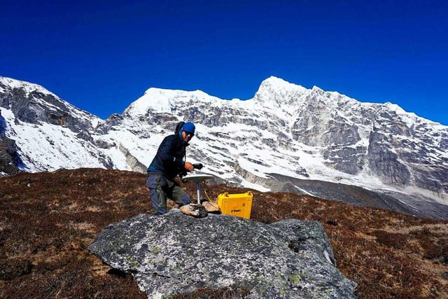 Vermessungsarbeiten am Mount Everest  | Foto: - (AFP)