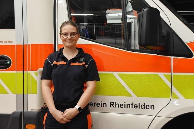 Wie eine Notfallsanitterin in Rheinfelden mit dem Thema Warten umgeht