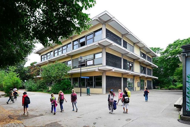 Die Anne-Frank-Grundschule im Freiburger Stadtteil Betzenhausen  | Foto: Ingo Schneider