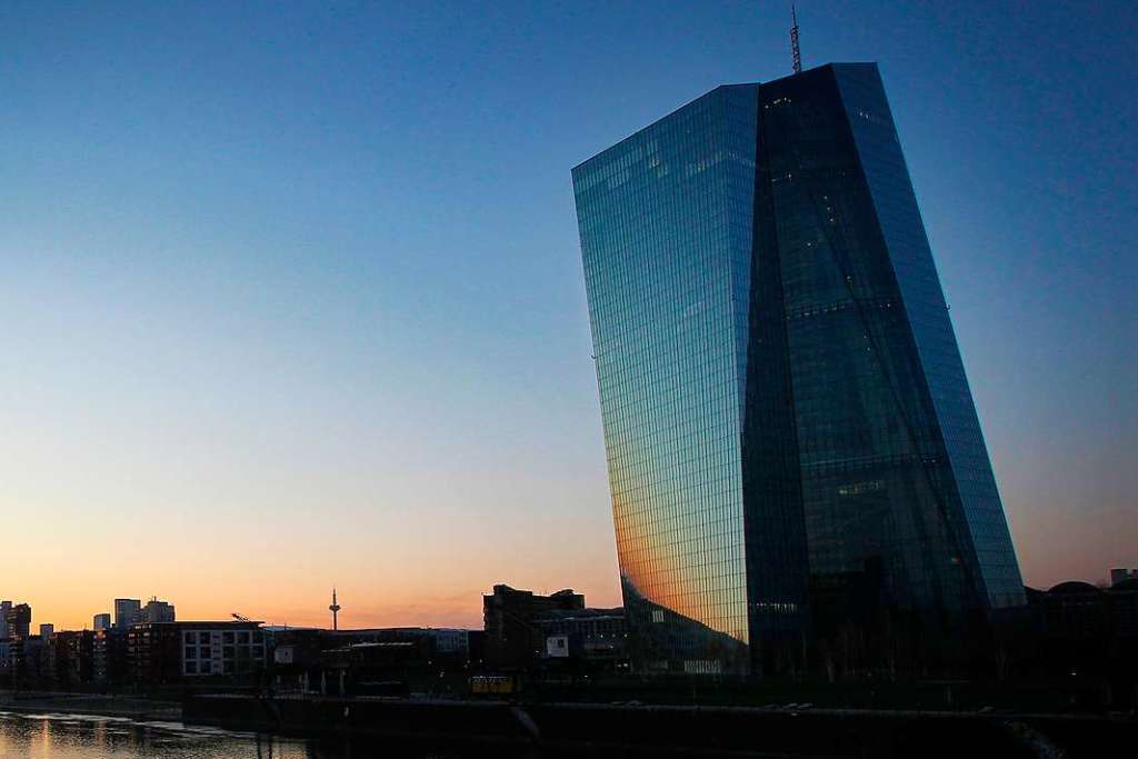 European Central Bank extends crisis program until summer 2022 – Economy