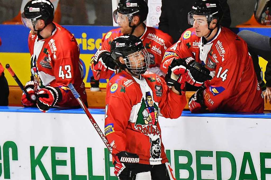 Der EHC Freiburg Krönt Starken Auftritt Mit Dem 7:3 Gegen Landshut ...