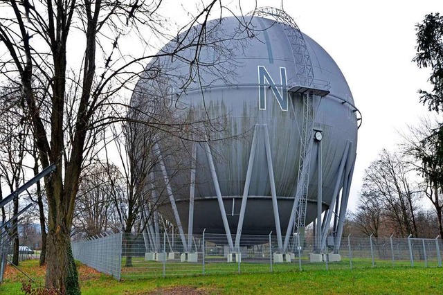 Ein Hingucker, dem aktuell der Nutzwert fehlt: die Gaskugel  | Foto: Michael Bamberger