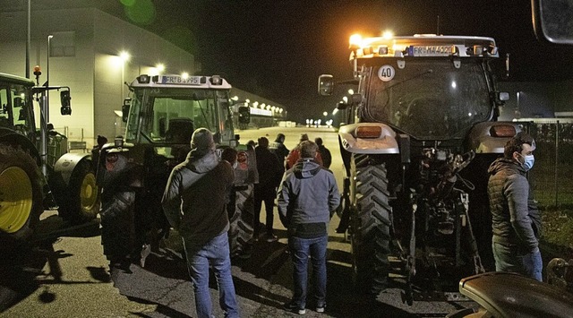 Vor einer Woche blockierten Landwirte ...gnachmittag waren die Einfahrten frei.  | Foto: Volker Mnch