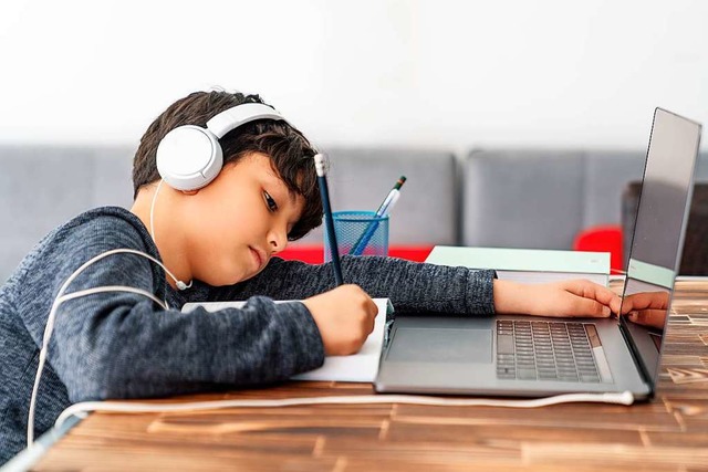 Dafr, dass Schler fr das Homeschool...auch durch ein Spendenprojekt kommen.   | Foto: Sondem/stock.adobe.com