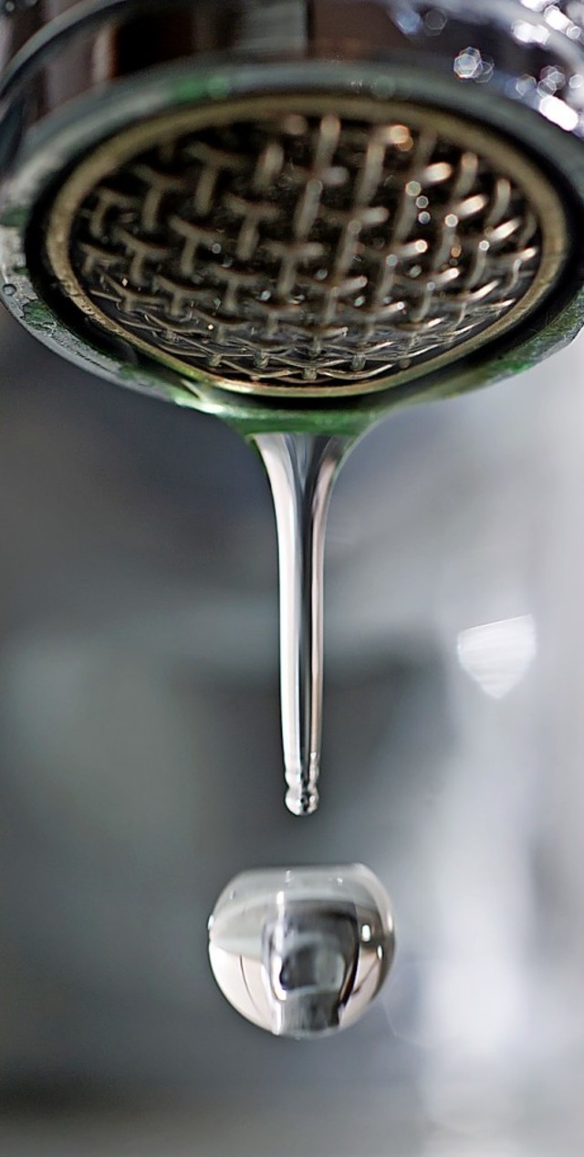 Ein Kubikmeter Schmutzwasser kostet knftig 1,50 Euro.  | Foto: Patrick Pleul