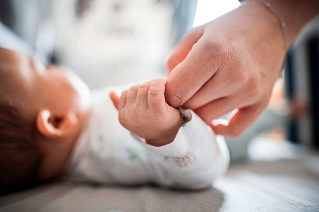 Wird ein Kinderwunsch verschoben?  | Foto: Fabian Strauch (dpa)