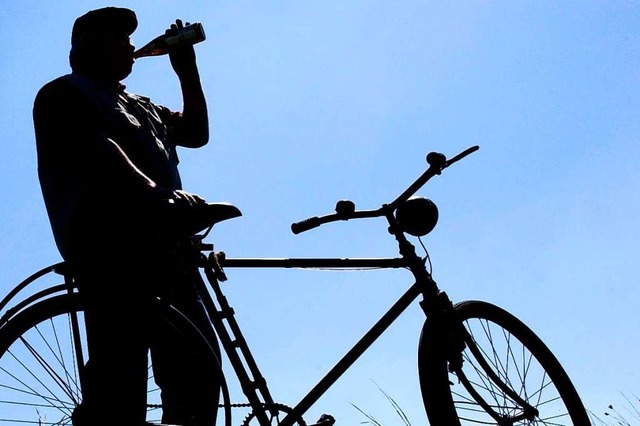 Der Angeklagte war im Juli dieses Jahr...t dem Fahrrad unterwegs. (Symbolbild).  | Foto: Patrick Pleul