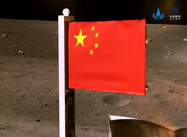 Raumfahrt ist  ein Prestigeobjekt: Mit...t  China zu den USA und Russland auf.  | Foto: - (AFP)