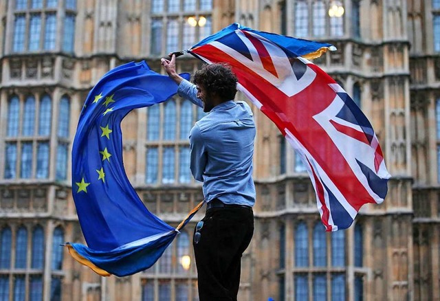 Am 1. Januar wird es Ernst mit dem Brexit. Es muss noch viel geklrt werden.  | Foto: JUSTIN TALLIS (AFP)
