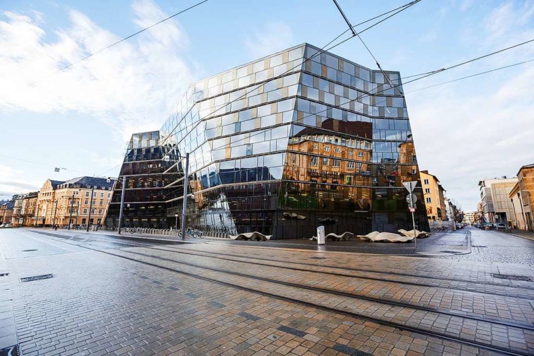 Die Universittsbibliothek bleibt vorerst geschlossen.  | Foto: David Lohmueller