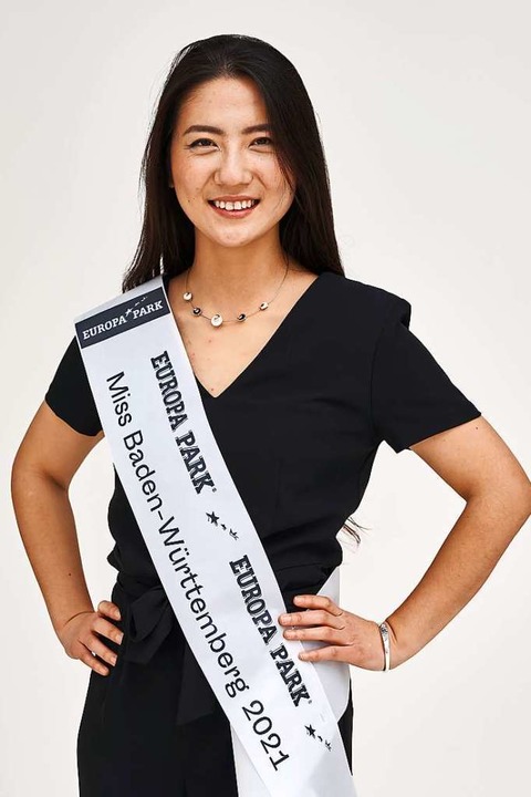 Weihua Wang eine Unternehmensberaterin wird Miss BadenWürttemberg