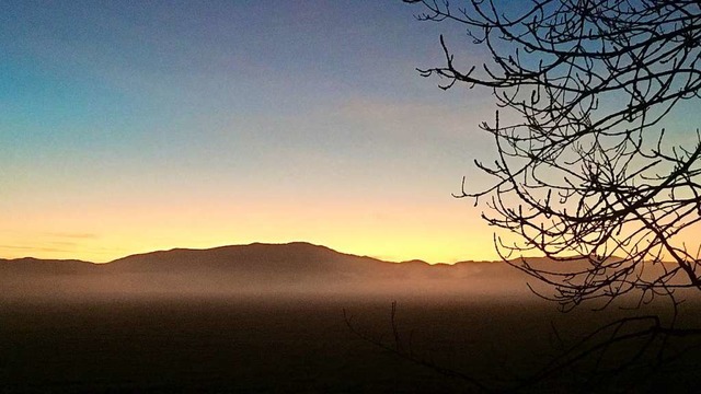 Sonnenaufgang am Kandel.  | Foto: Frank Schauer