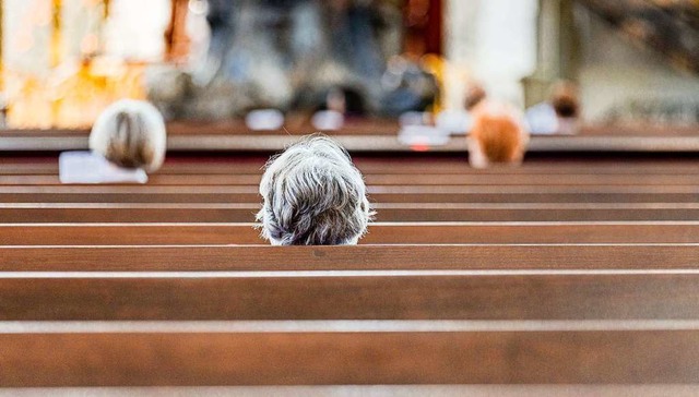 Die Bnke der evangelischen Kirche werden dieses Jahr leer bleiben.  | Foto: Markus Scholz (dpa)