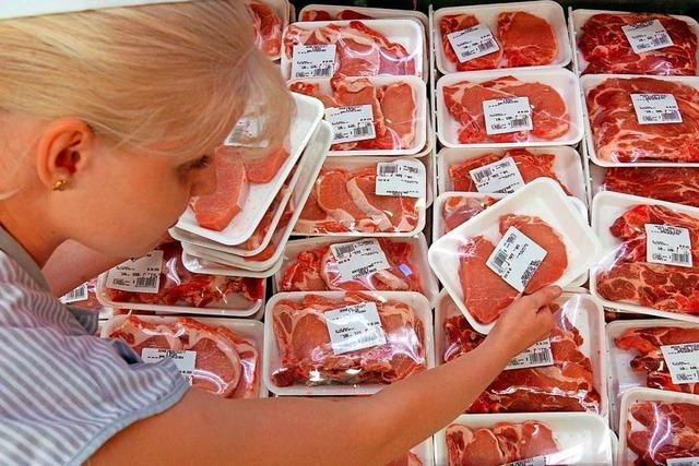 Minister regt Verbot von Fleisch als Aktionsware in Supermärkten an