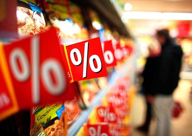 Hoher Wettbewerb kennzeichnet den  Lebensmittel-Einzelhandel.   | Foto: Oliver Berg (dpa)