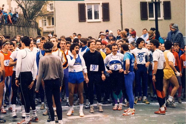 1988 am Start im Britzinger Ortskern: ...r das Laufen eher noch eine Subkultur.  | Foto: Herbert Hebeck