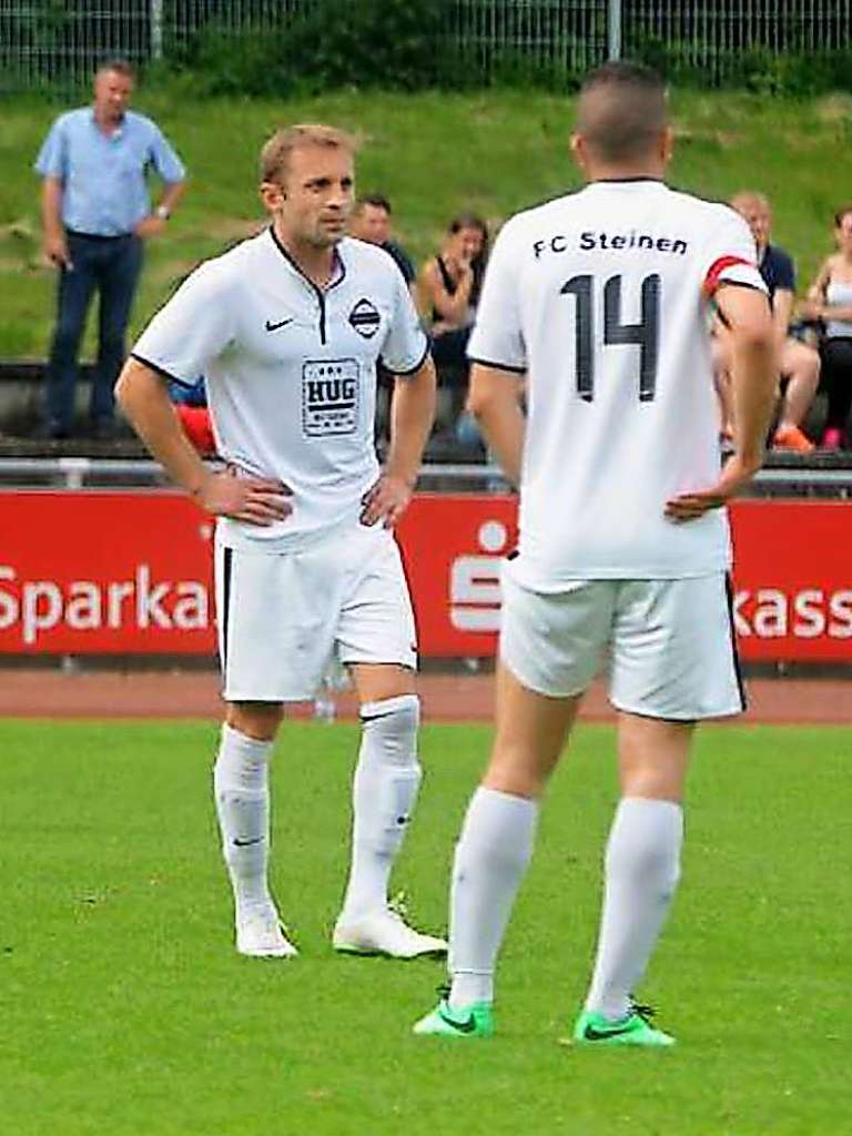 2014: Der FC Steinen-Hllstein steigt nach 30 Jahren in den Bezirk ab. Lange Zeit war der Club das Aushngeschild des Hochrhein-Fuballs. Derzeit spielt der ehemalige Oberligist in der Kreisliga A.