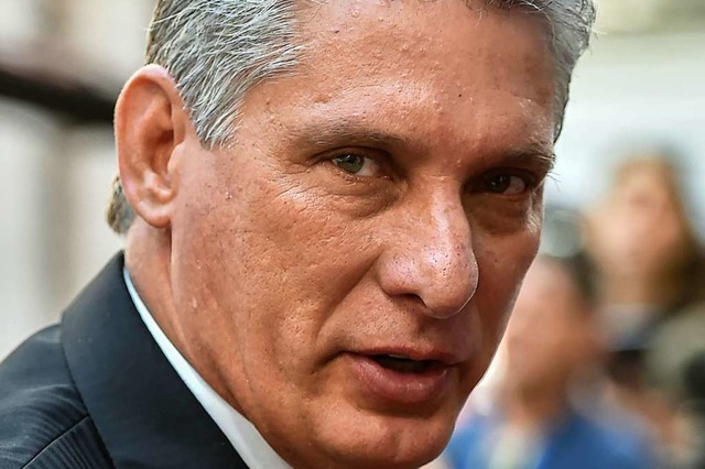 Kubas Prsident Miguel Diaz-Canel vers...ngleichheit und soziale Gerechtigkeit.  | Foto: PHILIPPE HUGUEN