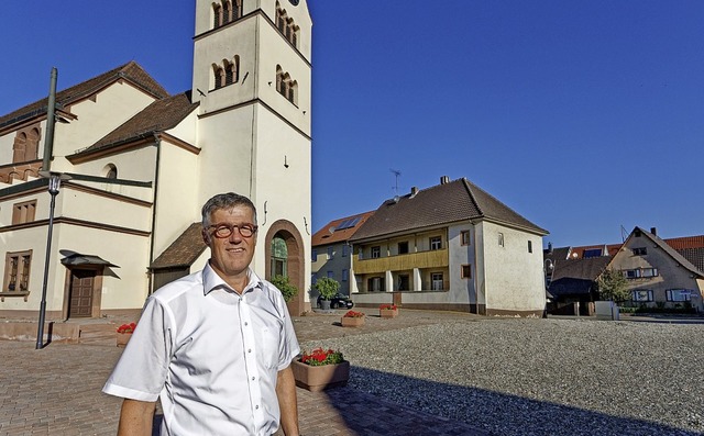 Aller guten Dinge waren drei, ehe die ...is fr sein Engagement im Gemeinderat.  | Foto: Martin Wendel