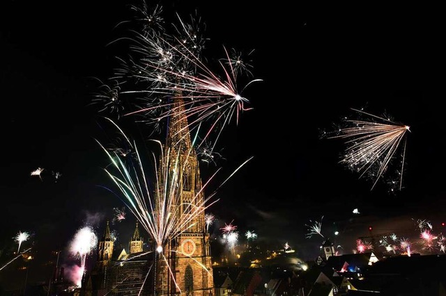 Silvesterfeuerwerk zum Jahreswechsel 2019/2020 in Freiburg  | Foto: Thomas Kunz