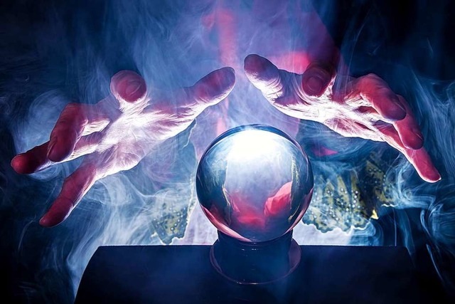 Was uns 2021 bringt? Die Glaskugel hat es uns verraten.  | Foto: Rainer Fuhrmann  (stock.adobe.com)