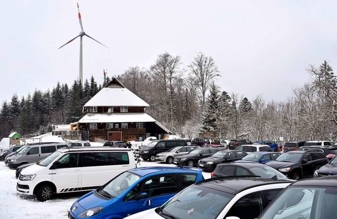 Der Parkplatz vor dem Gasthaus &#8222;...lgermatte&#8220; ist fast immer voll.  | Foto: Thomas Kunz